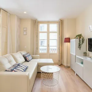 https://lucia-soho-2-balcony.es-andalucia.com
